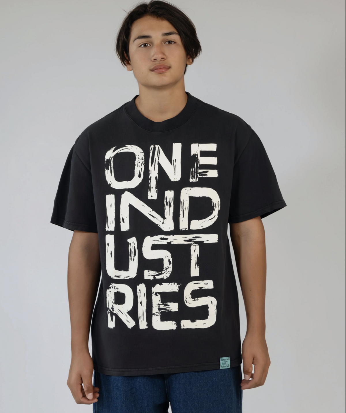 Polera One Industries Strokes Fblk Lifestyle